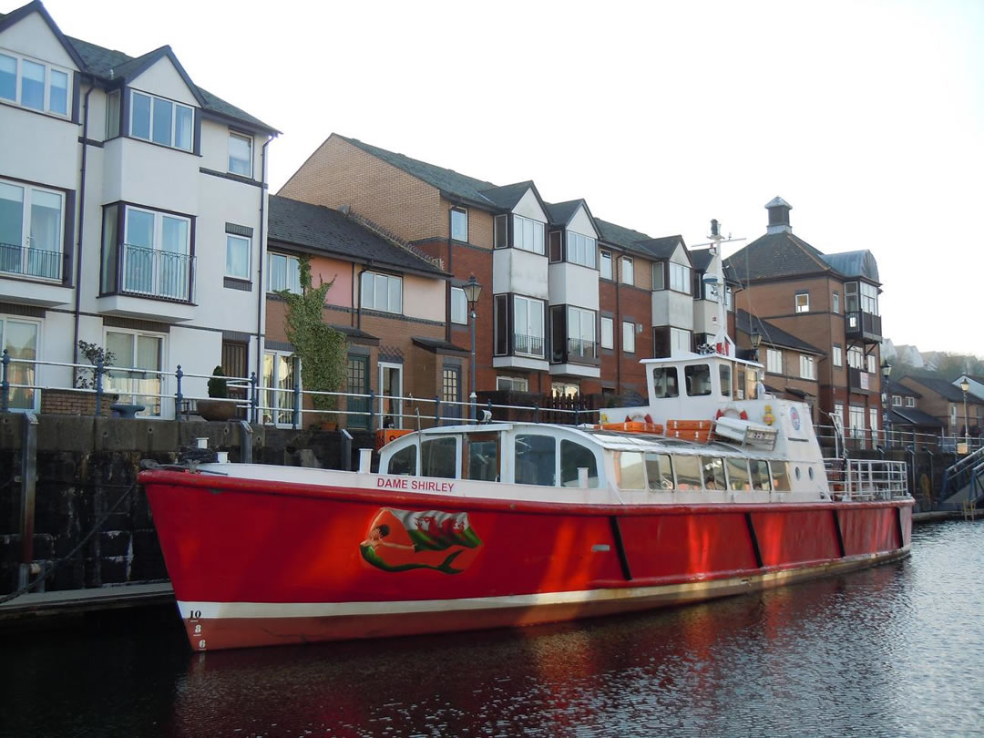 cardiff bay river cruises