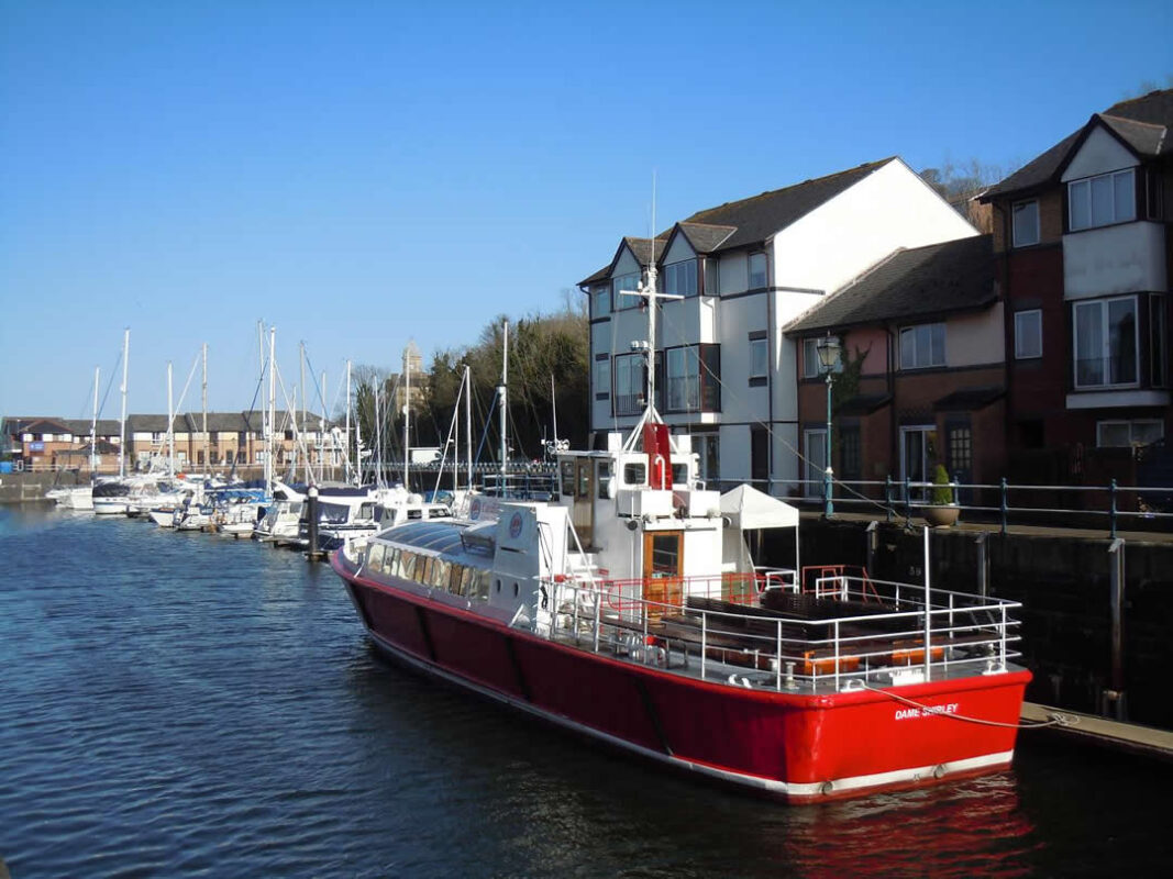 cardiff bay river cruises